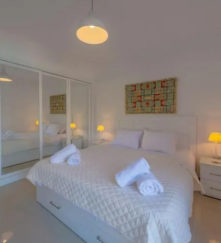 Chic 2 Bedroom Poolside At G-crib El Gouna Daire *