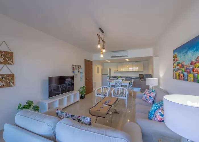 Chic 2 Bedroom Poolside At G-crib El Gouna Hurgada
