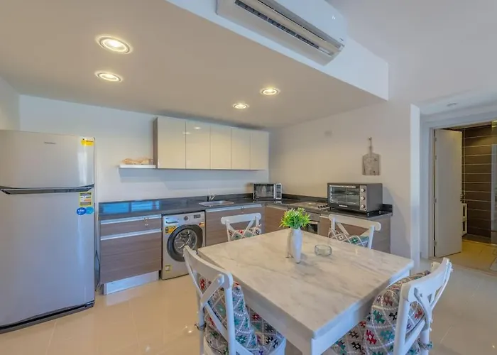 Chic 2 Bedroom Poolside At G-crib El Gouna Daire Hurgada