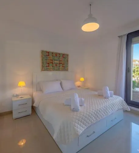 Chic 2 Bedroom Poolside At G-crib El Gouna Daire Hurgada